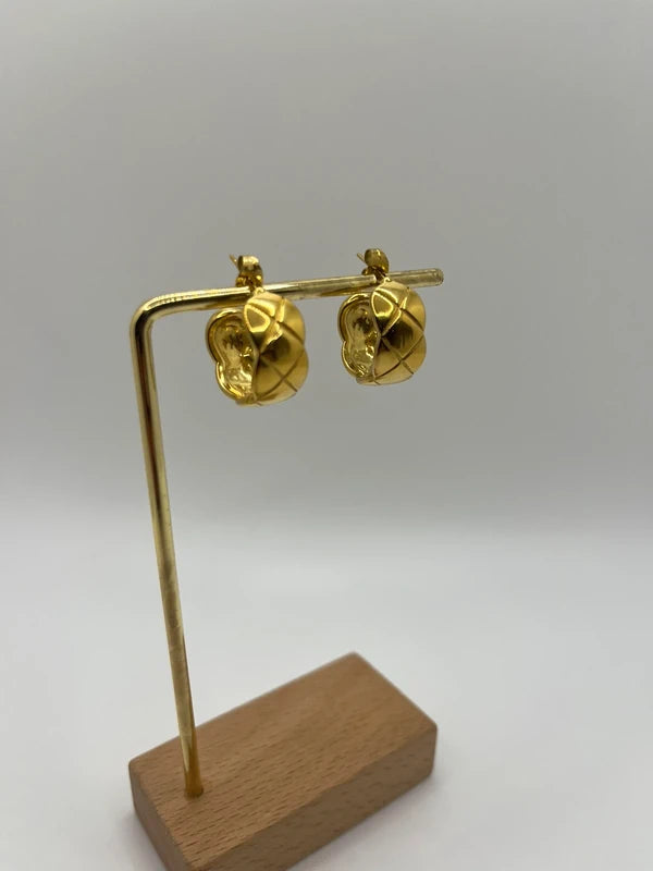 Boucles d oreilles créoles en acier inoxydable ouvertes crush long 2 cm excellent état
