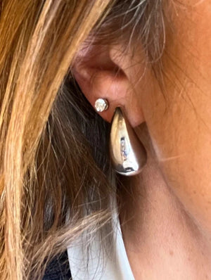 Boucles d oreilles drop goutte d eau en acier inoxydable   long 2,5 cm excellent état