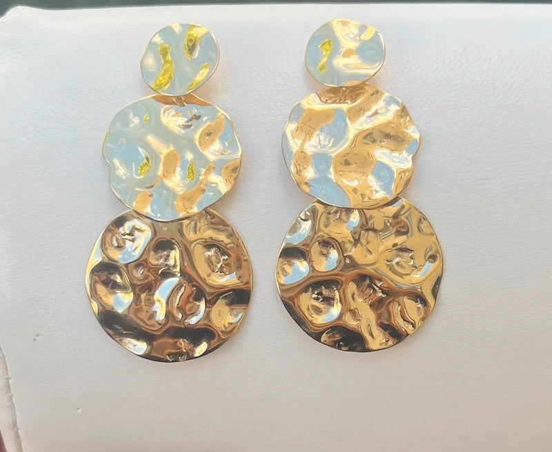 Boucles d’oreilles en acier inoxydable martelé long 6,5cm  excellent état
