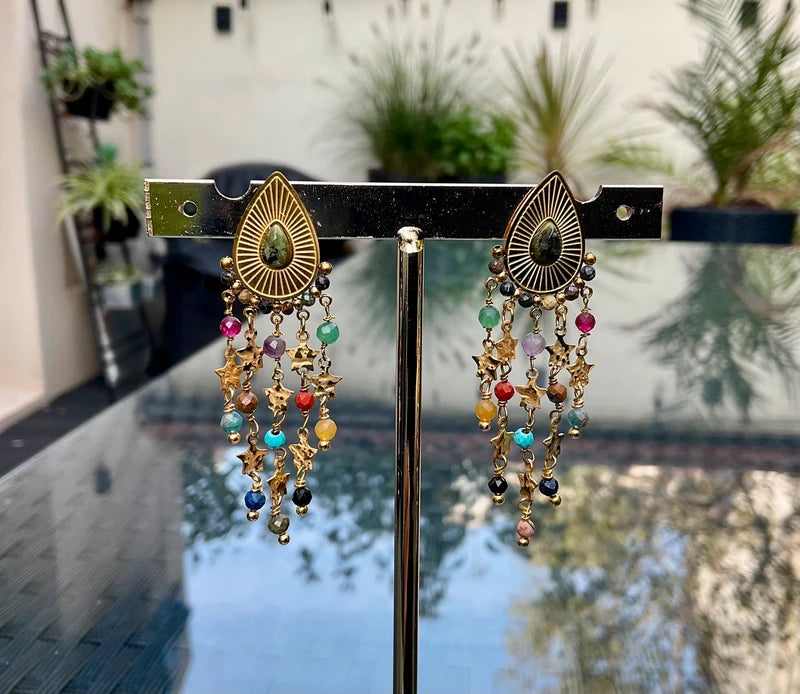 Boucles d oreilles en acier inoxydable, pierres naturelles  excellent état long 6 cm