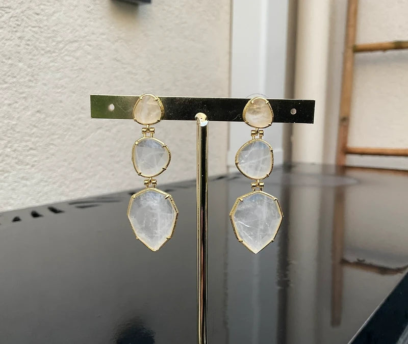 Boucles d oreilles en acier inoxydable et pierres naturelles 5,5cm excellent état