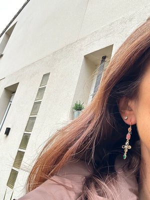 Boucles d oreilles en acier inoxydable et pierres naturelles. Long 5cm excellent etat