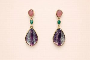 Boucles en acier inoxydable et pierres naturelles long 4,2cm excellent état