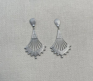 Boucles d'oreilles en acier inoxydable long 6 cm excellent état