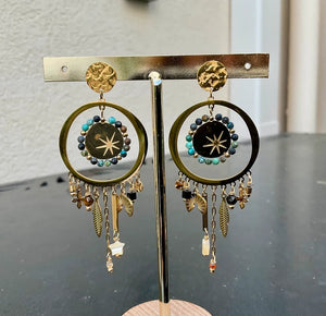 Boucles d oreilles en acier inoxydable et pierres naturelles long 7 cm excellent état