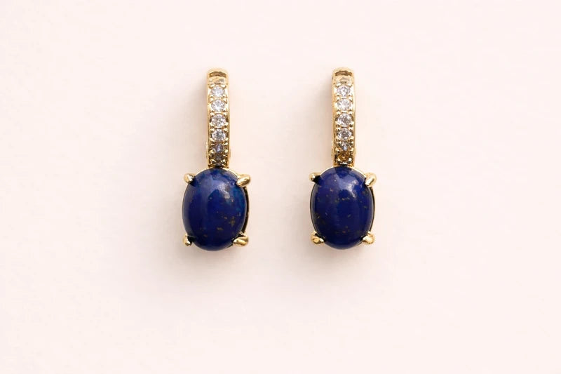 Boucles d’oreilles en acier, oxydable et pierres naturelles long 2cm excellent état