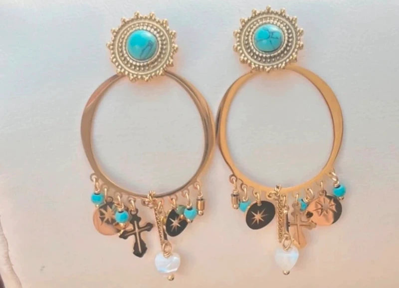 Boucles d’oreilles, en acier inoxydable et pierres naturelles , longueur 7 cm . Excellent état