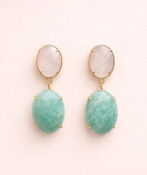 Boucles d'oreilles, en acier inoxydable et pierres naturelles , longueur 4 cm. Excellent état