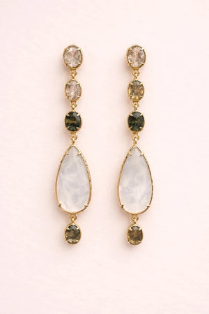 Boucles d’oreilles en acier inoxydable et pierres naturelles long: 6,5cm  excellent état