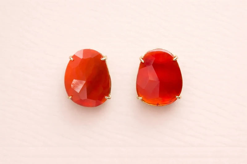 Boucles d oreilles en pierres naturelles clou long 2,5 cm excellent état