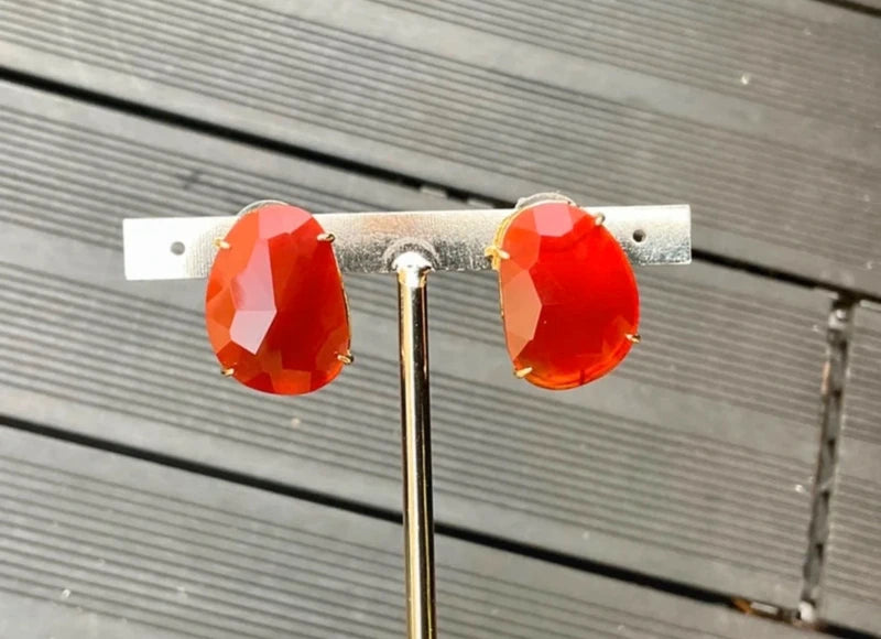 Boucles d oreilles en pierres naturelles clou long 2,5 cm excellent état